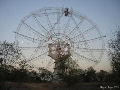 巨米波射电望远镜